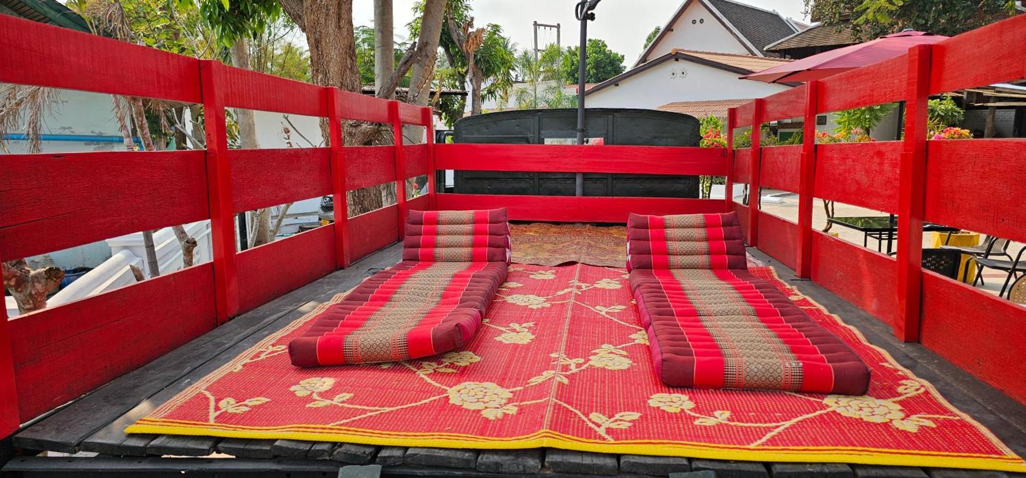 Sabaidee Guesthouse Луанг Прабанг Екстериор снимка