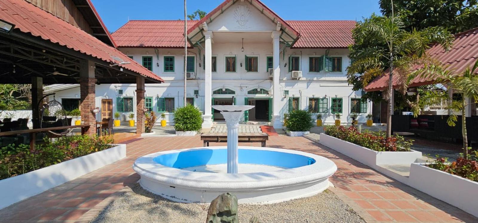 Sabaidee Guesthouse Луанг Прабанг Екстериор снимка