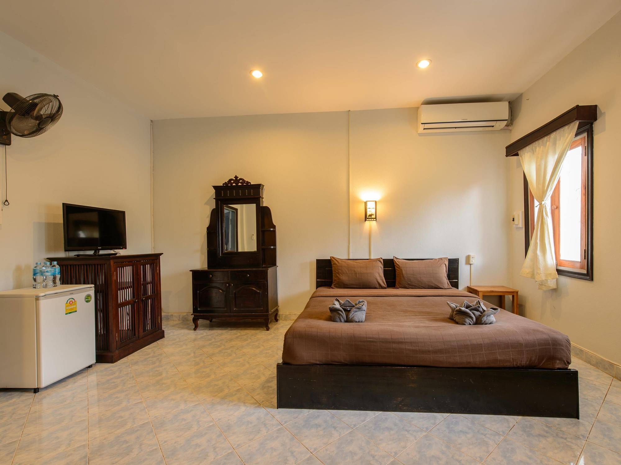 Sabaidee Guesthouse Луанг Прабанг Екстериор снимка